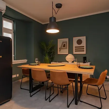 Charming Tram 28 By Lovelystay Apartment *